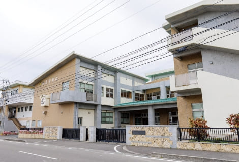 亀津中学校